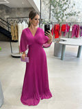 Vestido Amélie Plissé – Sofisticação em Movimento com Decote que Encanta